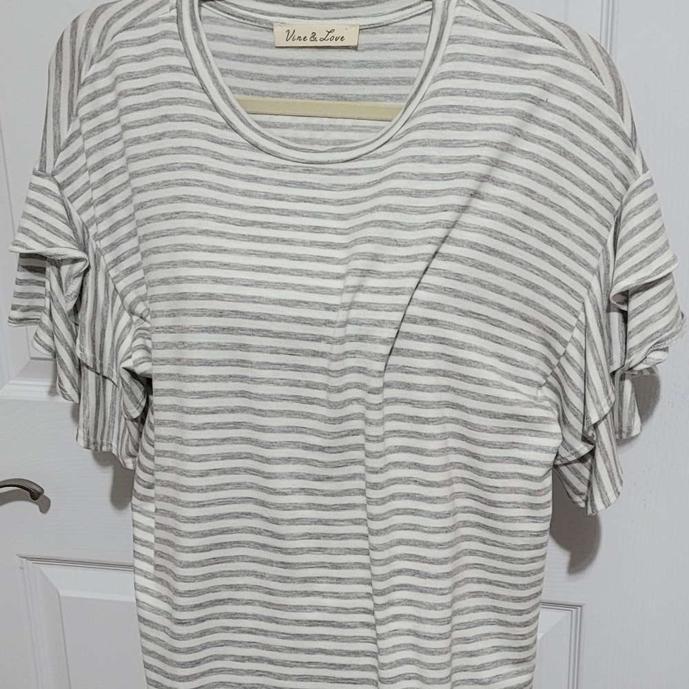 Vine & Love striped ruffle sleeve top